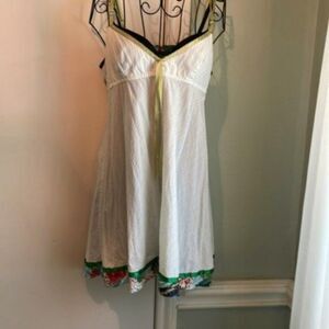 Vintage Free People halter white with green ribbon trim M